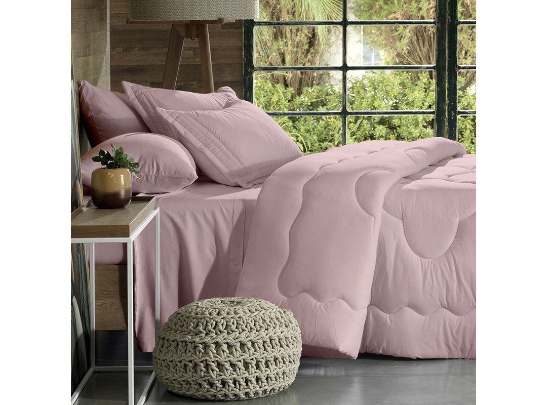 kit com edredom de malha rosa antigo